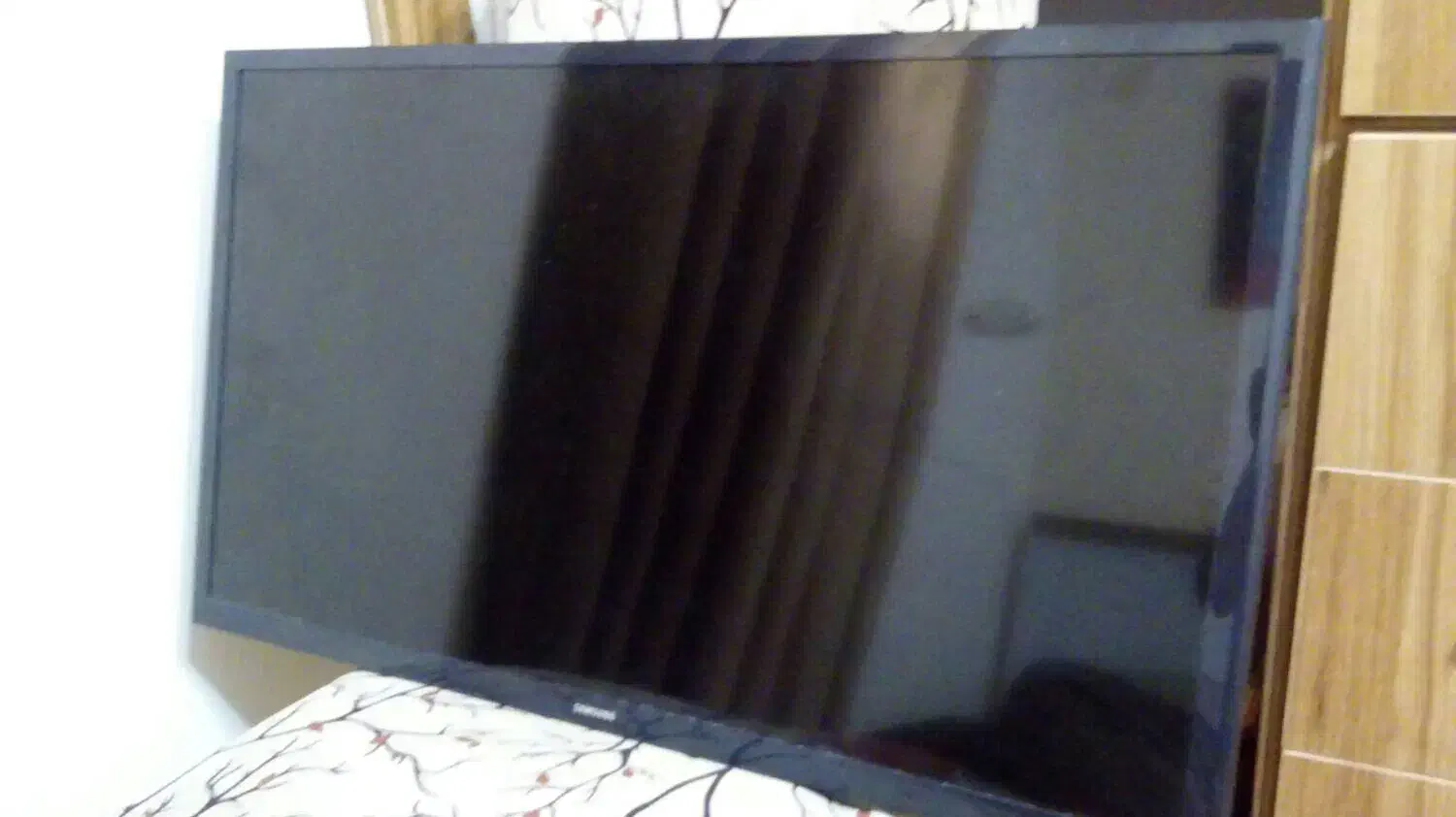 تلویزیون 32 سامسونگ فوری|تلویزیون و پروژکتور|رشت, شهرک آیت الله منتظری|دیوار