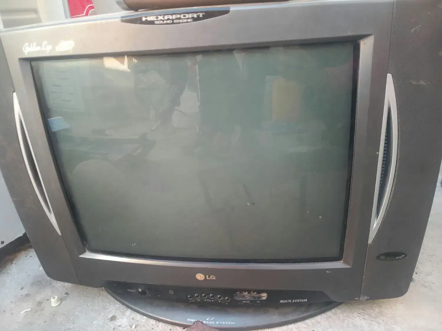 دوعدد تلوزیون|تلویزیون و پروژکتور|بجنورد, |دیوار