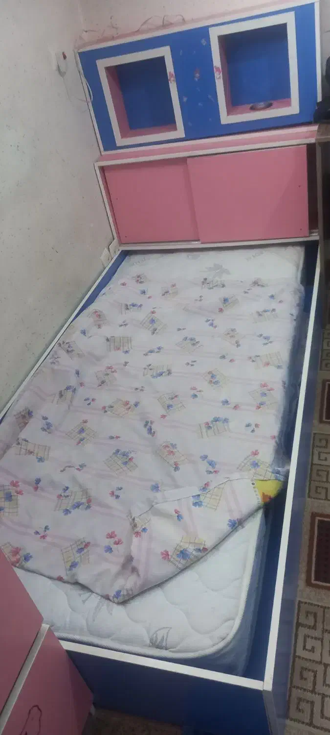 تخت  کودک و نوجوان|تخت و سرویس خواب|شاهین‌شهر, مسکن مهر|دیوار