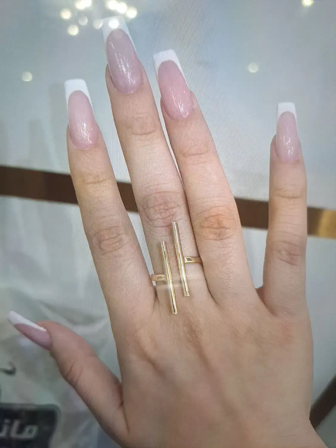 انگشتر گمشدع|اشیا|رباطکریم, نصیرشهر|دیوار