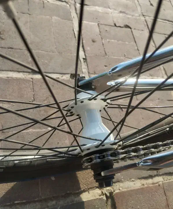 بی ام ایکس bmx ، توضیحات|دوچرخه، اسکیت، اسکوتر|بومهن, |دیوار