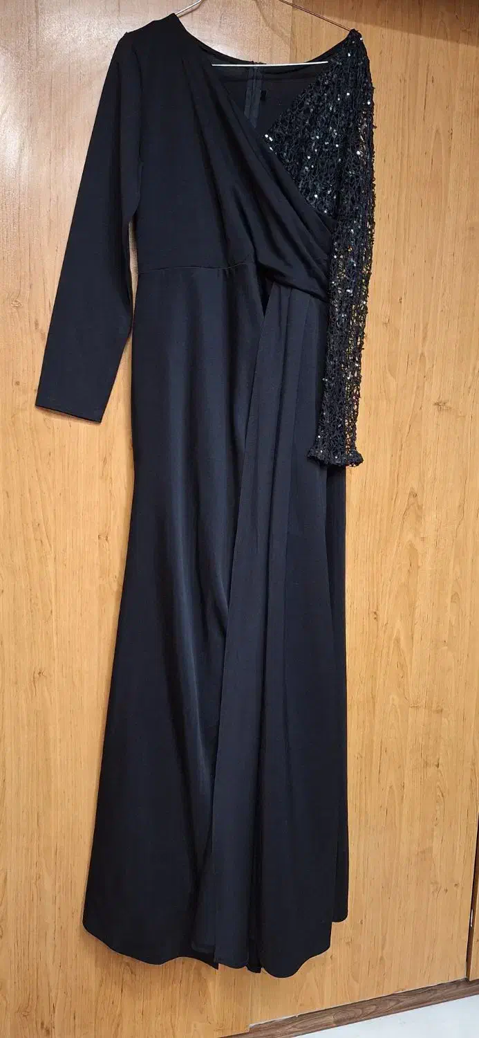 لباس مجلسی|لباس|شیراز, آبیاری|دیوار