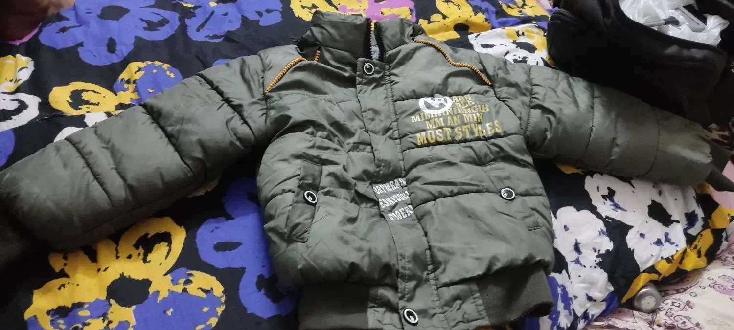 کاپشن بچگانه برای ۵ سال|لباس|سبزوار, شرق کال شمالی|دیوار