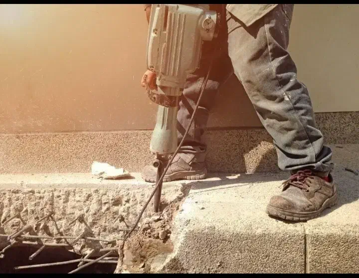 تخریب وکنده کاری باپیکور بزرگ‌وکوچیک|خدمات پیشه و مهارت|زابل, |دیوار