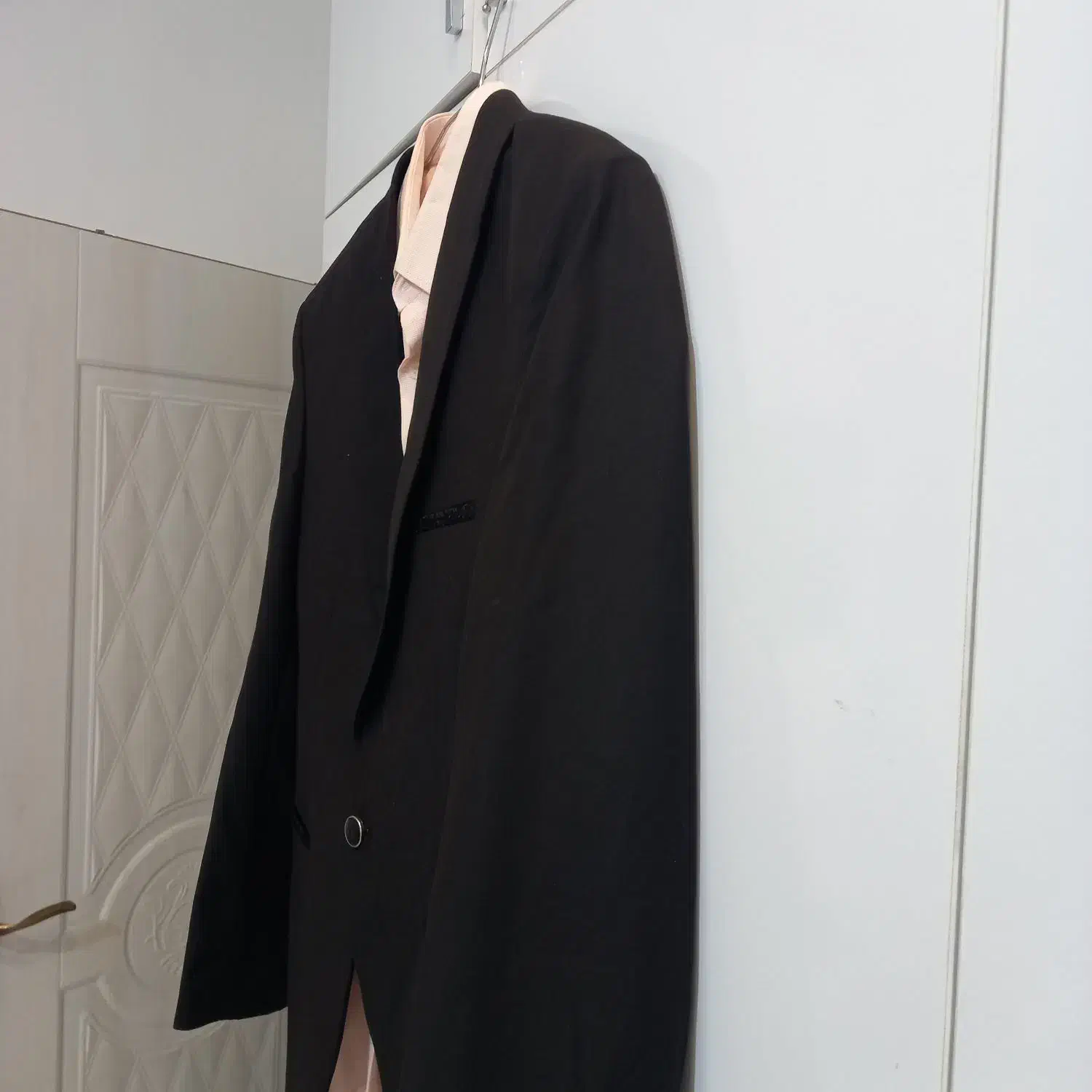 کت وشلوار|لباس|رشت, کوی جام جم|دیوار