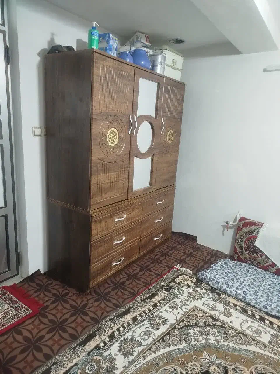 دراور کمد دار همرا یک باکس|جاکفشی، کمد، دراور|رانکوه, |دیوار