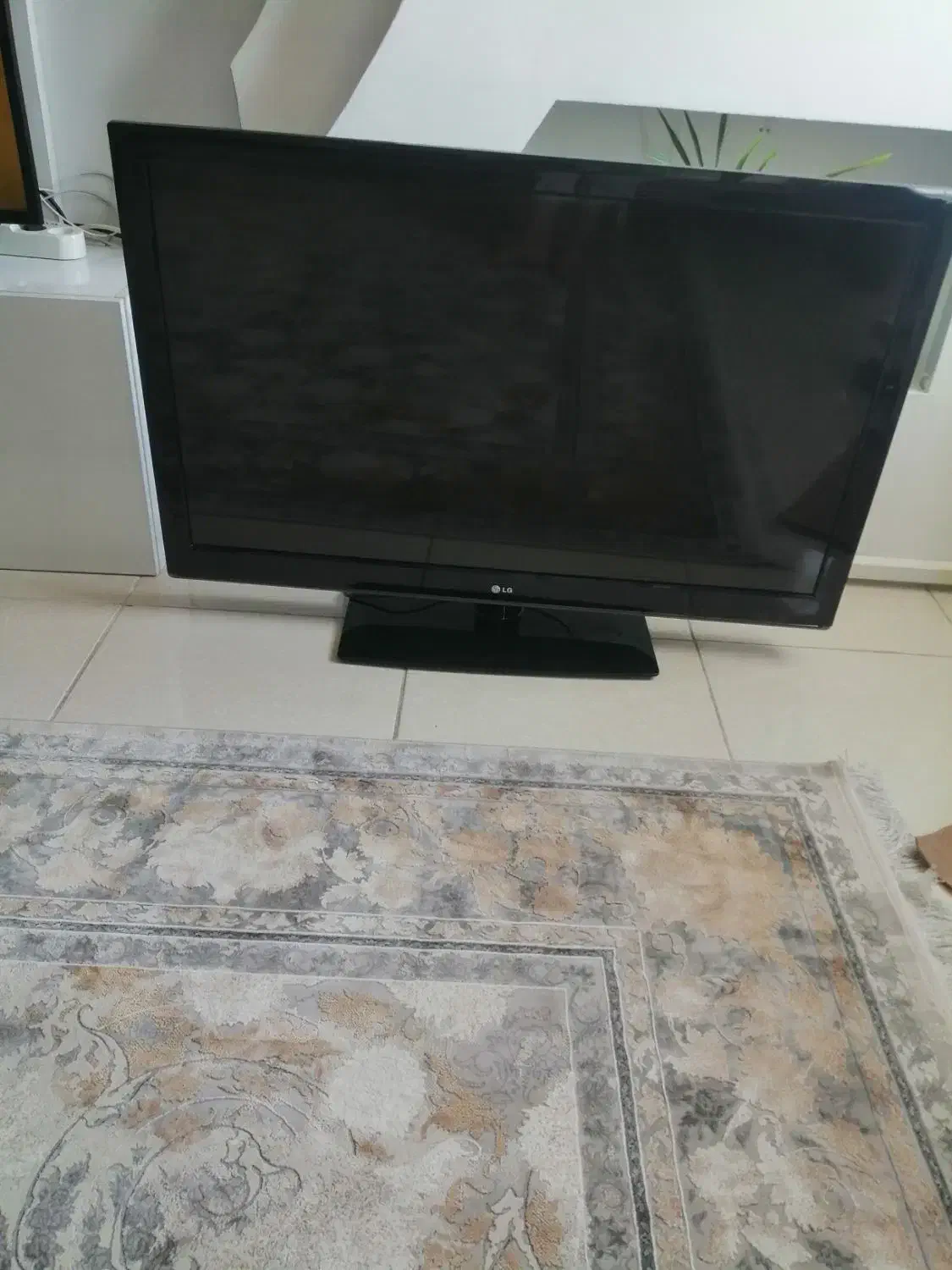 تلویزیون 42 اینچ ال جی|تلویزیون و پروژکتور|اسلام‌‌آباد غرب, |دیوار