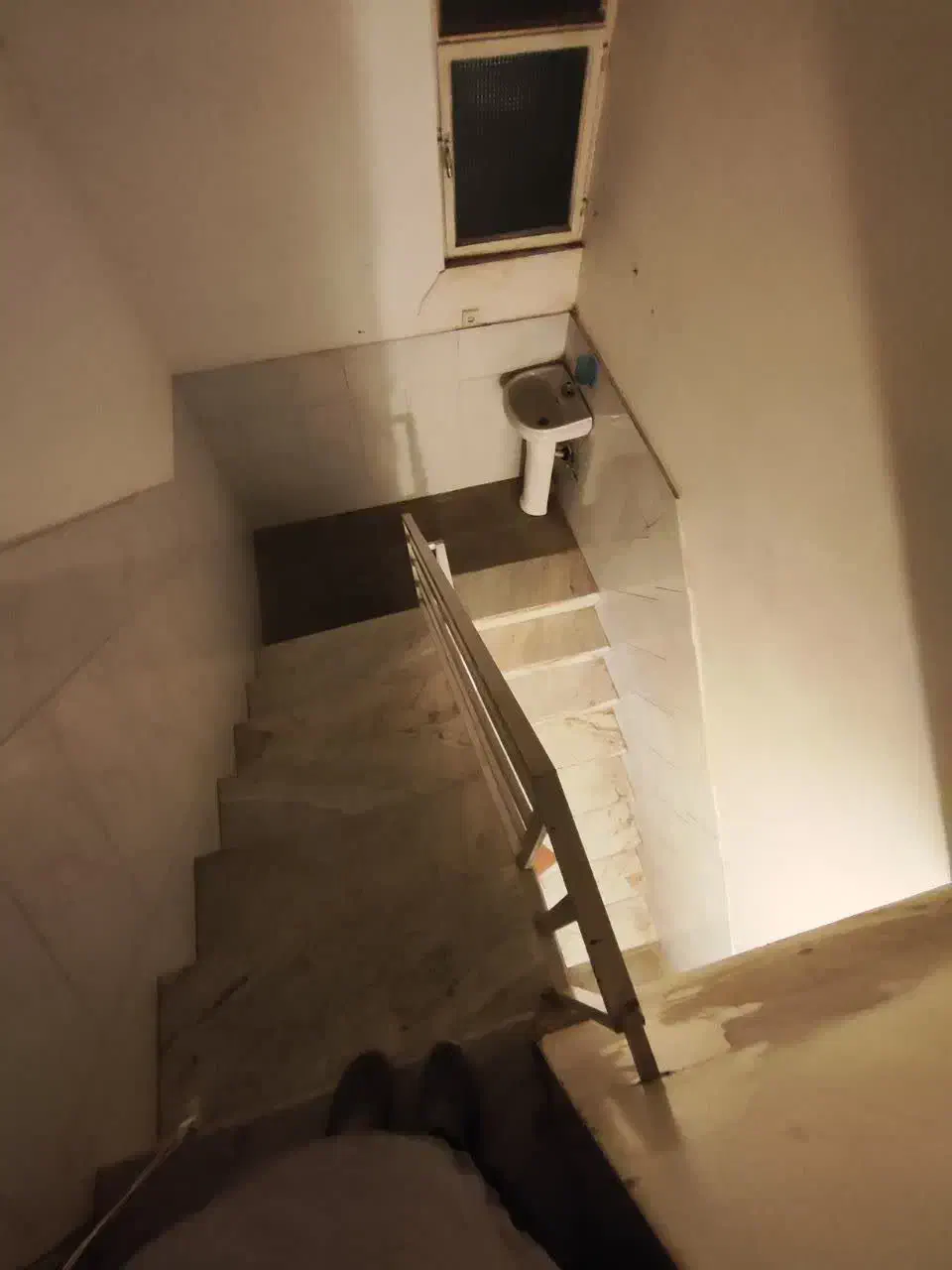 منزل پشت قواره ۳طبقه درموقعیت عال|فروش خانه و ویلا|قم, باغ شریفی|دیوار