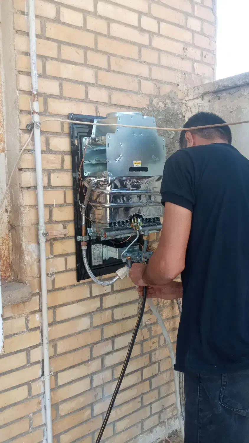 تعمیرابگرمکن سربندر|خدمات پیشه و مهارت|بندر امام خمینی, |دیوار