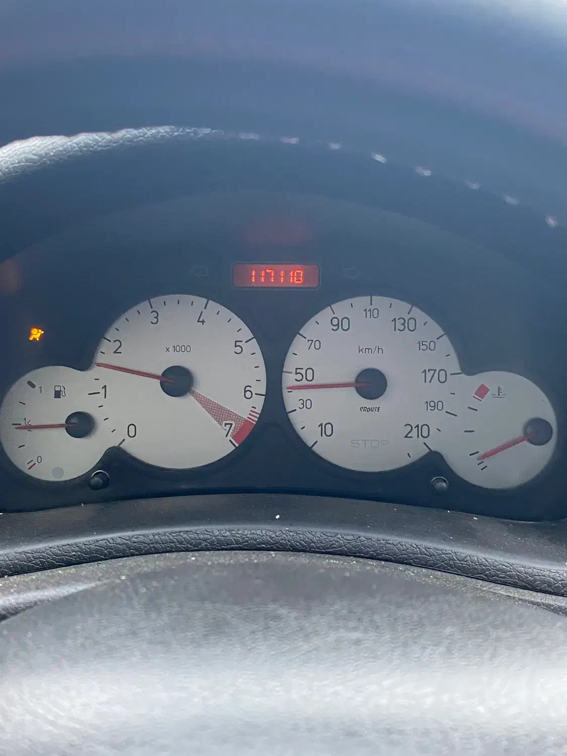 ۲۰۶ تیپ ۳ مدل ۹۴|خودرو سواری و وانت|شیراز, سینما سعدی|دیوار