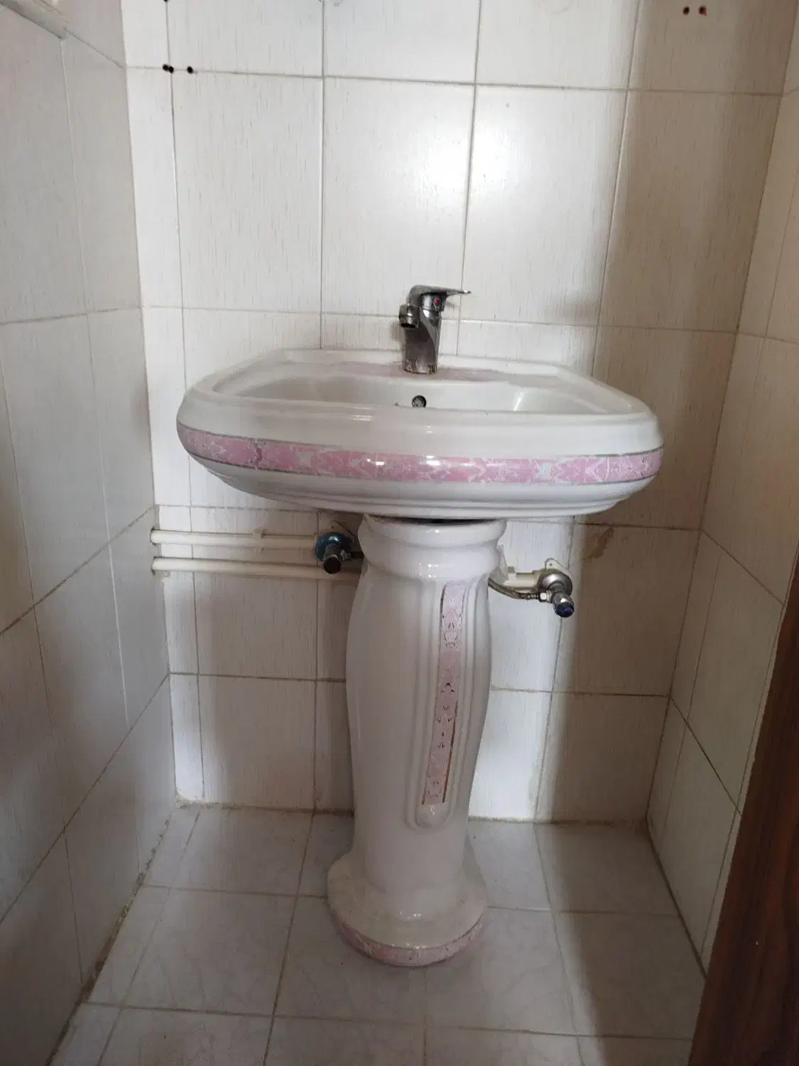 روشویی|لوازم سرویس بهداشتی|مراغه, |دیوار