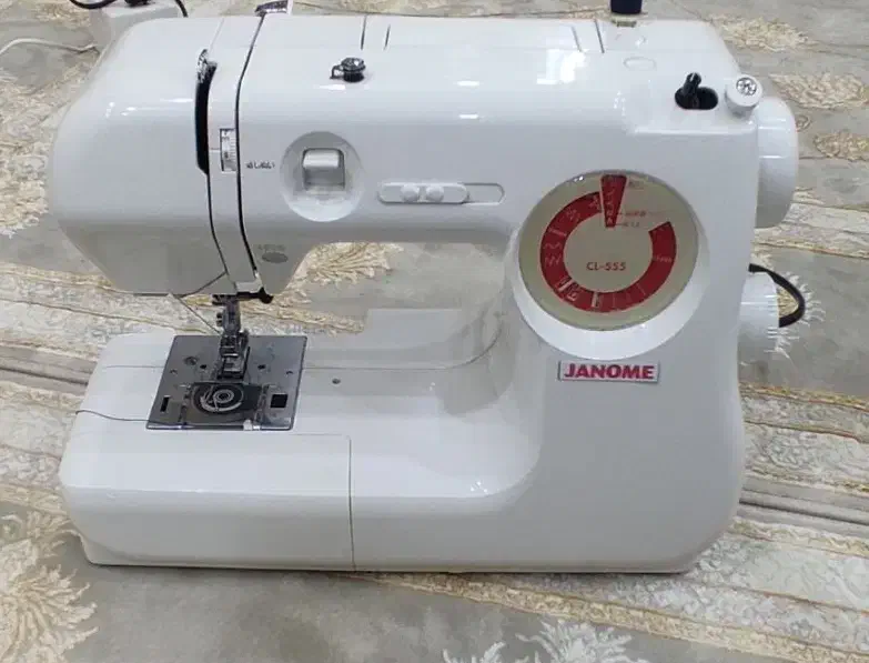 چرخ خیاطی ژانومه (سردوز دارد)|چرخ خیاطی و ریسندگی|خرمآباد, |دیوار