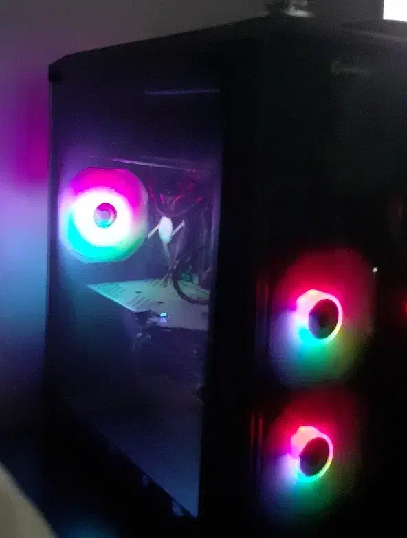 کامپیوتر گیمینگ|رایانه رومیزی|پرند, فاز ۲|دیوار