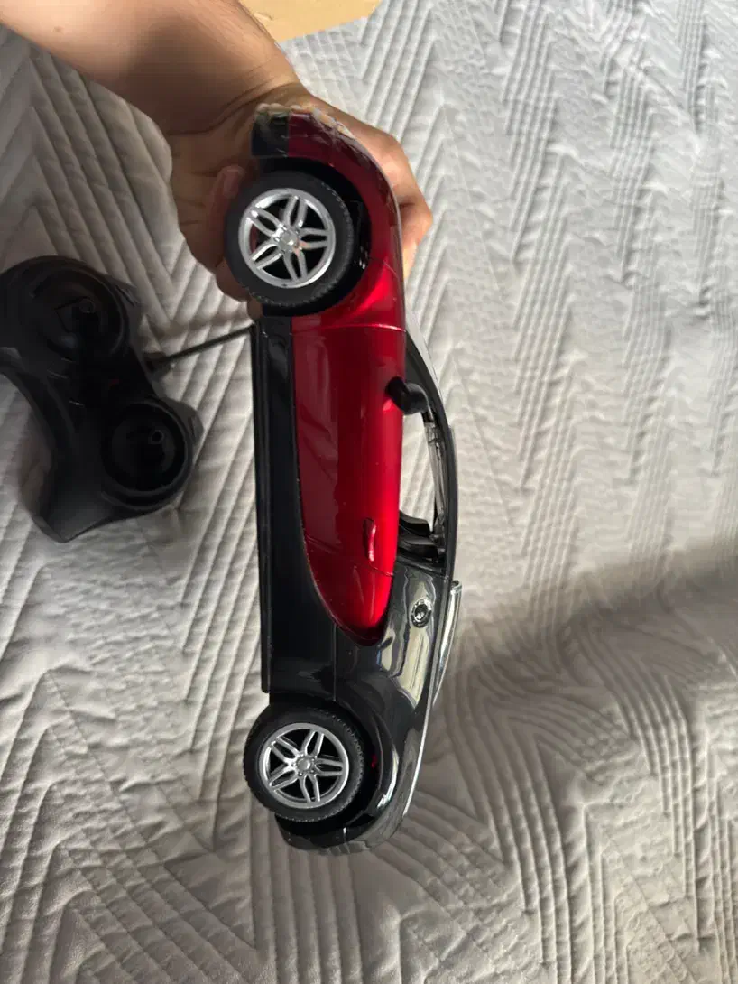 ماشین کنترلی سالم|اسباببازی|ساری, |دیوار