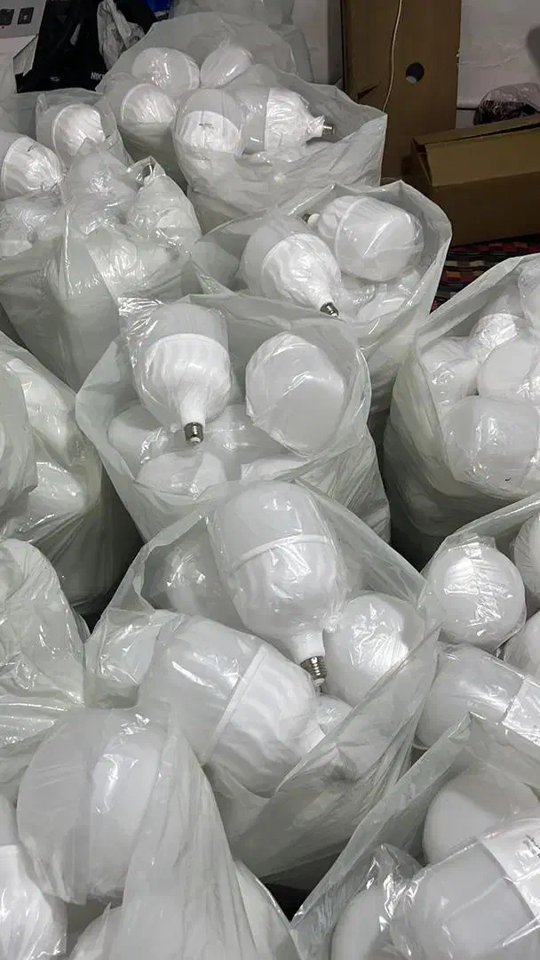 لامپ ال ای دی کم مصرف 60وات فقط 170تومن|لامپ و چراغ|سیرجان, |دیوار