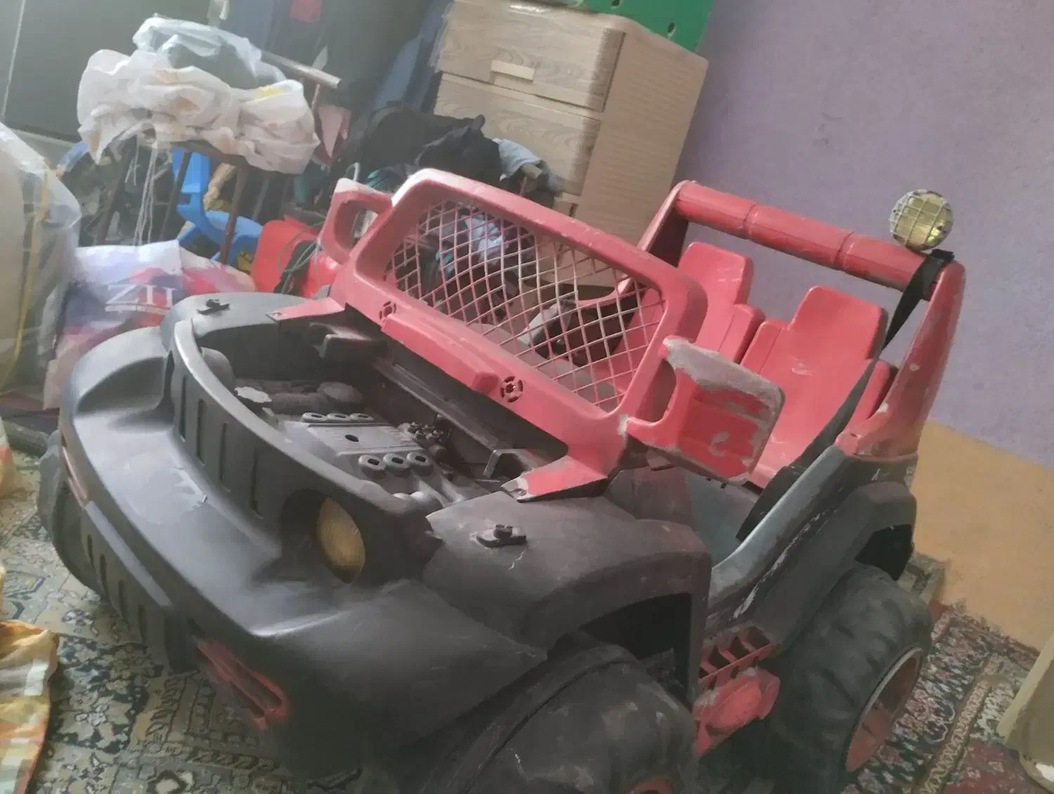 دو عدد ماشین شارژی بزرگ فروش فوری|اسباب‌بازی بچه|مشهد, عبادی|دیوار