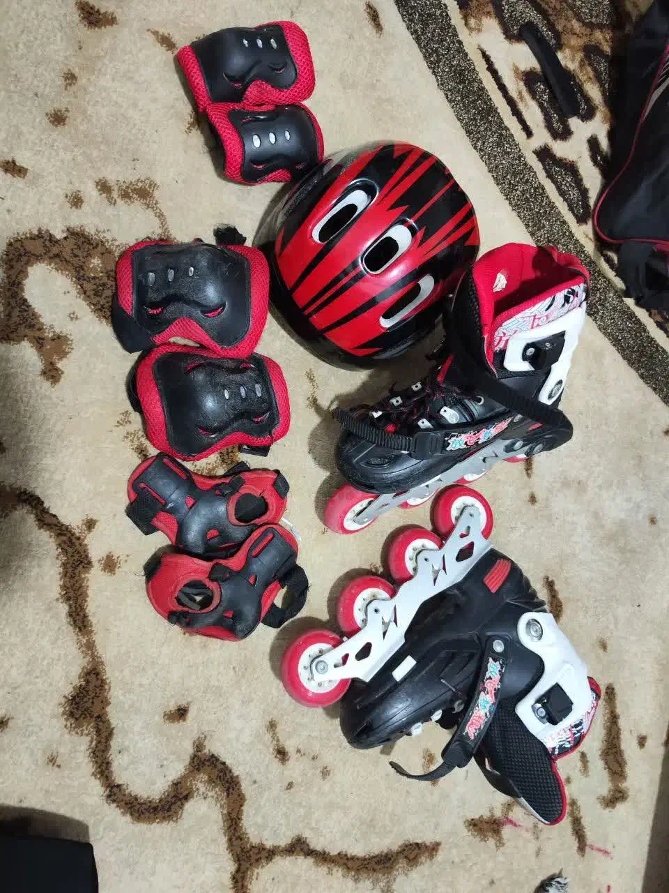 کفش اسکیت|دوچرخه، اسکیت، اسکوتر|برازجان, |دیوار