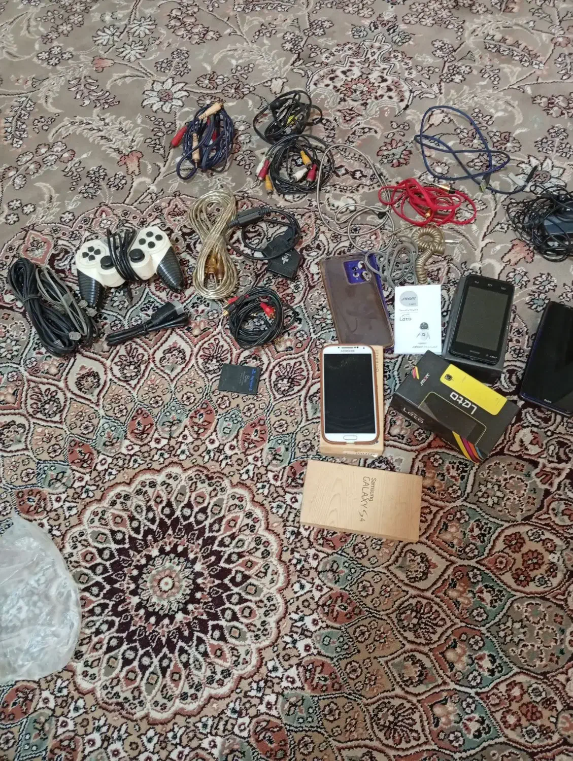 3تاموبایل نیاز ب تعمیر فروشی|موبایل|کهریزک, |دیوار