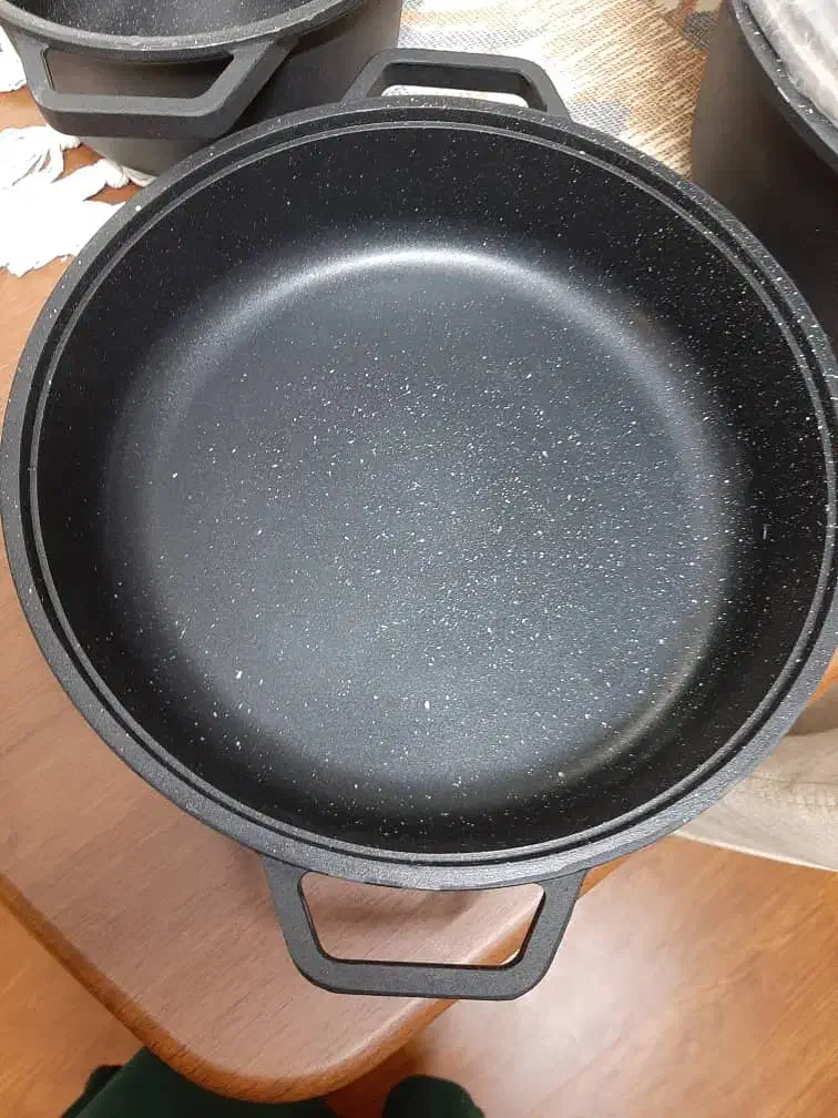 سرویس قابلمه چدن|ظروف پخت‌وپز|شاهین‌شهر, امیرکبیر|دیوار