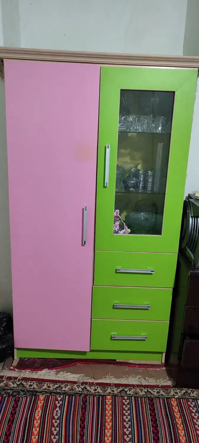 کمد|جاکفشی، کمد، دراور|رشت, نخودچر|دیوار