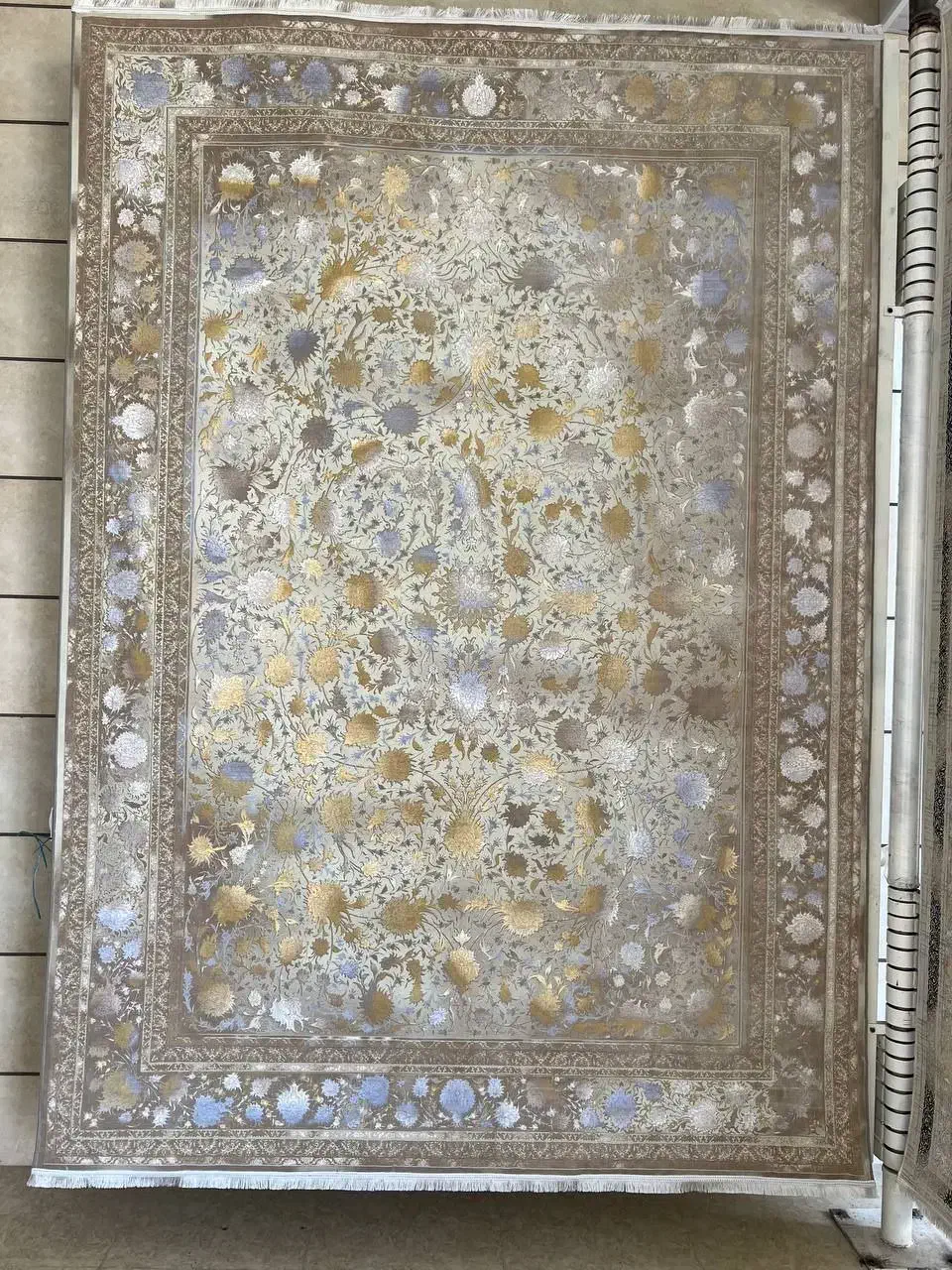 ۴ طرح سال ۴۰۴ فرش مسطح ۱۲۰۰|فرش|صدرا-فارس, فاز ۲|دیوار