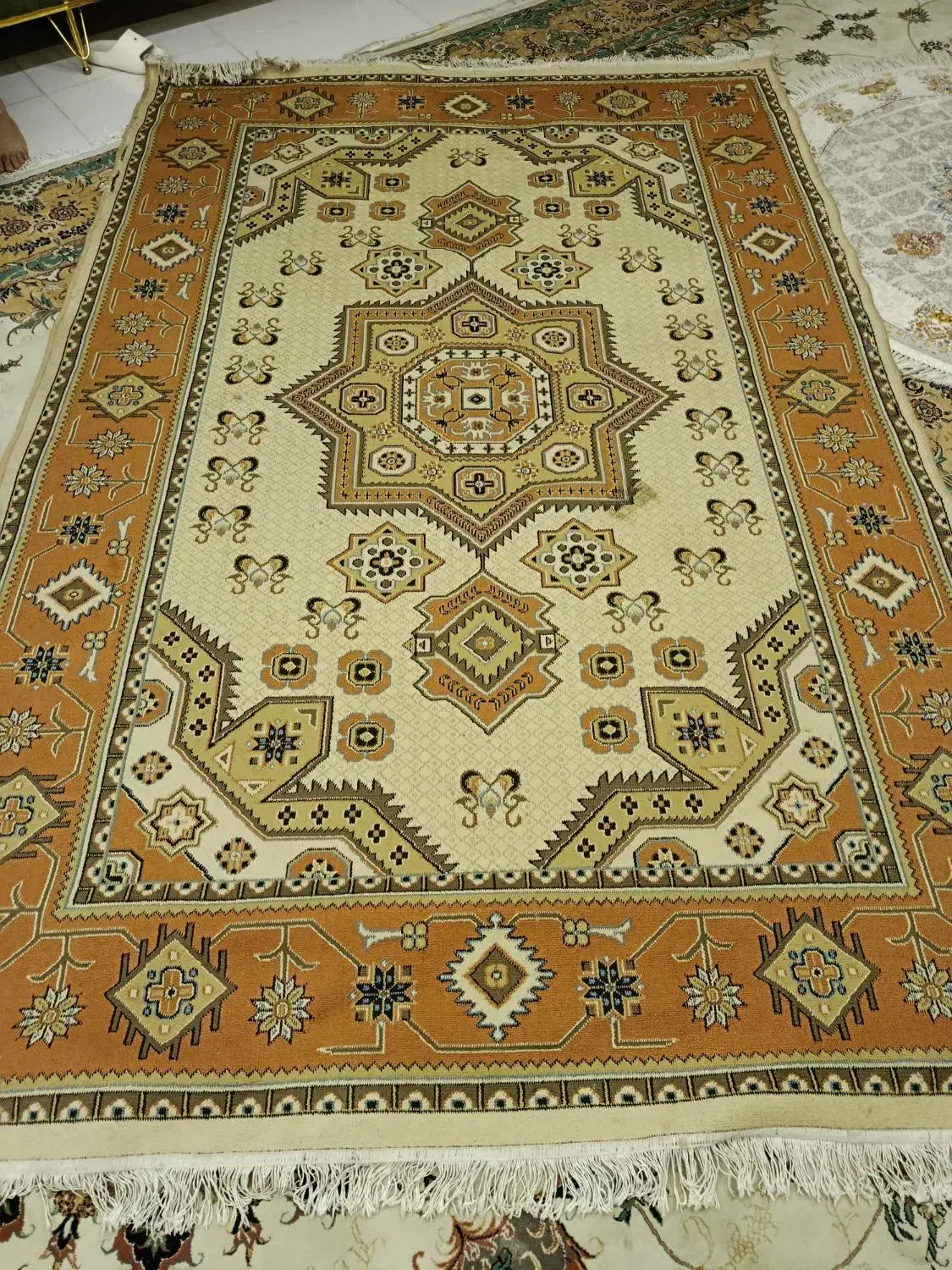 فرش گرد وگلیم|فرش|مشهد, جانباز|دیوار