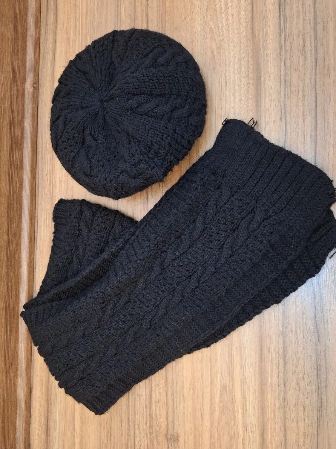 کلاه و شال|لباس|بجنورد, |دیوار