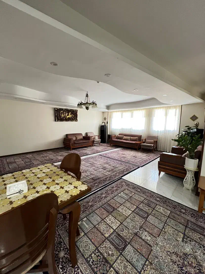 ۹۰متر۲خ/غرق نور ب قیمت/فول/قیمت عالی/توجه توجه|فروش آپارتمان|تهران, جی|دیوار