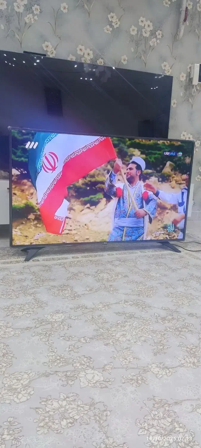 تلویزیون ال جی 49 اینچ دهگلان|تلویزیون و پروژکتور|دهگلان, |دیوار