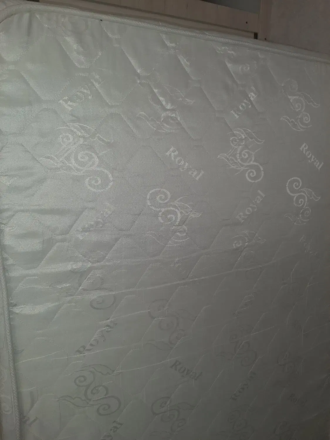 تخت نوجوان|تخت و سرویس خواب|قرچک, پارک جنگلی|دیوار