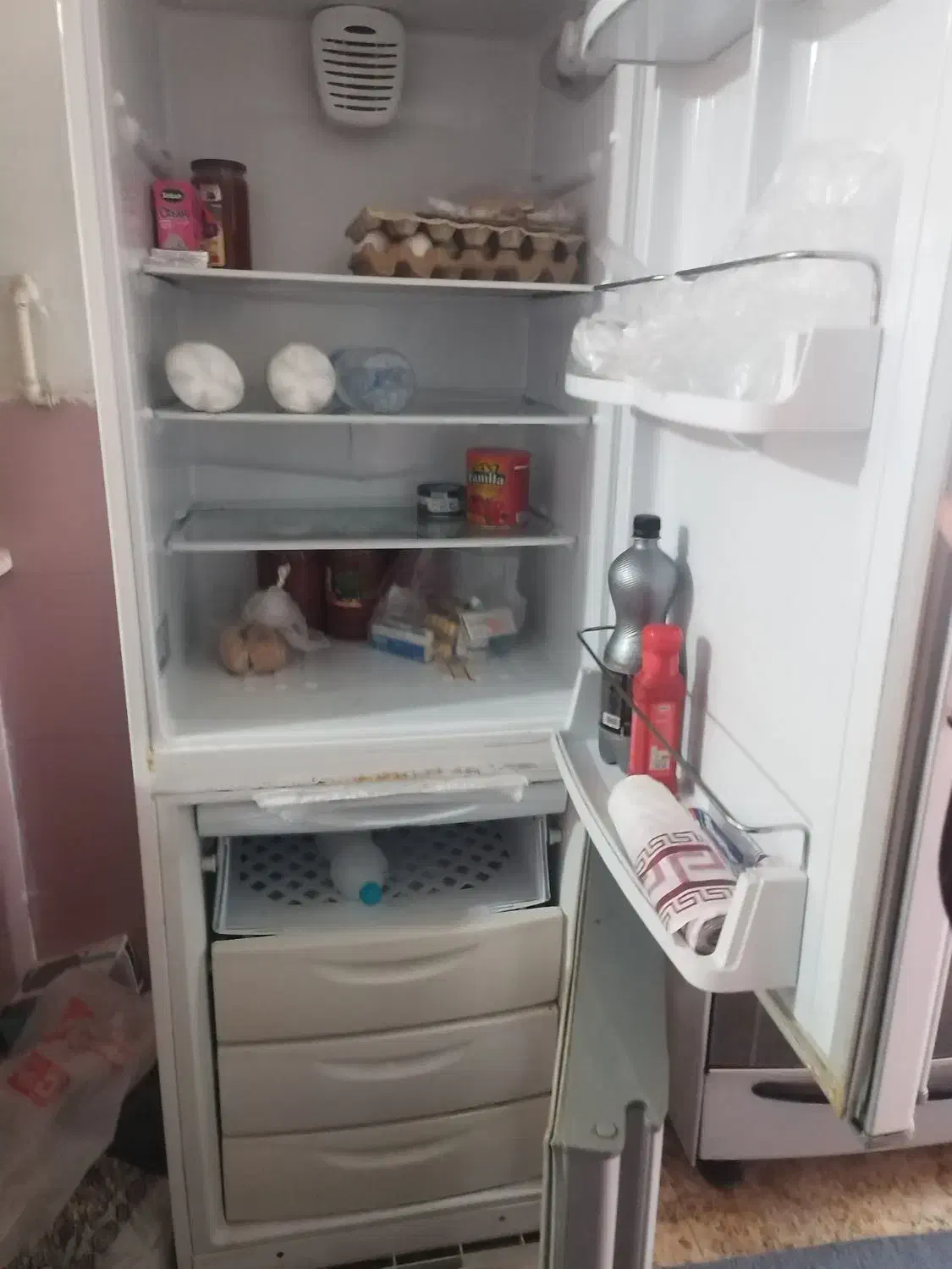 یخچال|یخچال و فریزر|تهران, تختی|دیوار