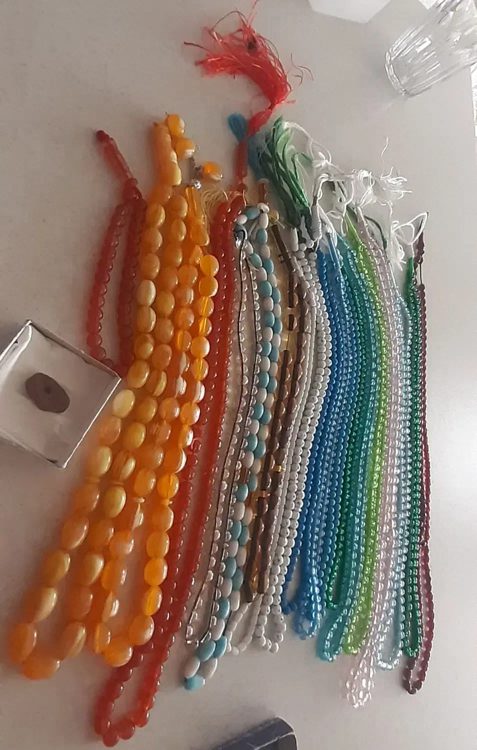 ۱۷ عدد تسبیح ویک مهره قدیمی باقیمت پایین|بدلیجات|شاهین‌شهر, عطار|دیوار