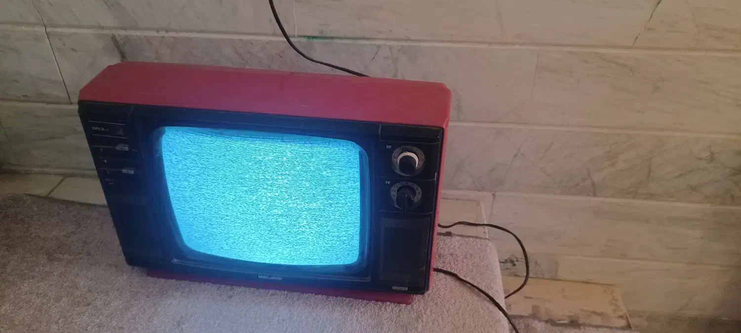 تلوزیون قدیمی|تلویزیون و پروژکتور|قم, بنیاد|دیوار
