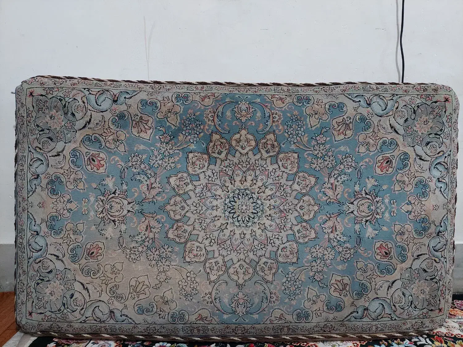 پشتی تراکم بالا|پشتی|خمینی‌شهر, |دیوار