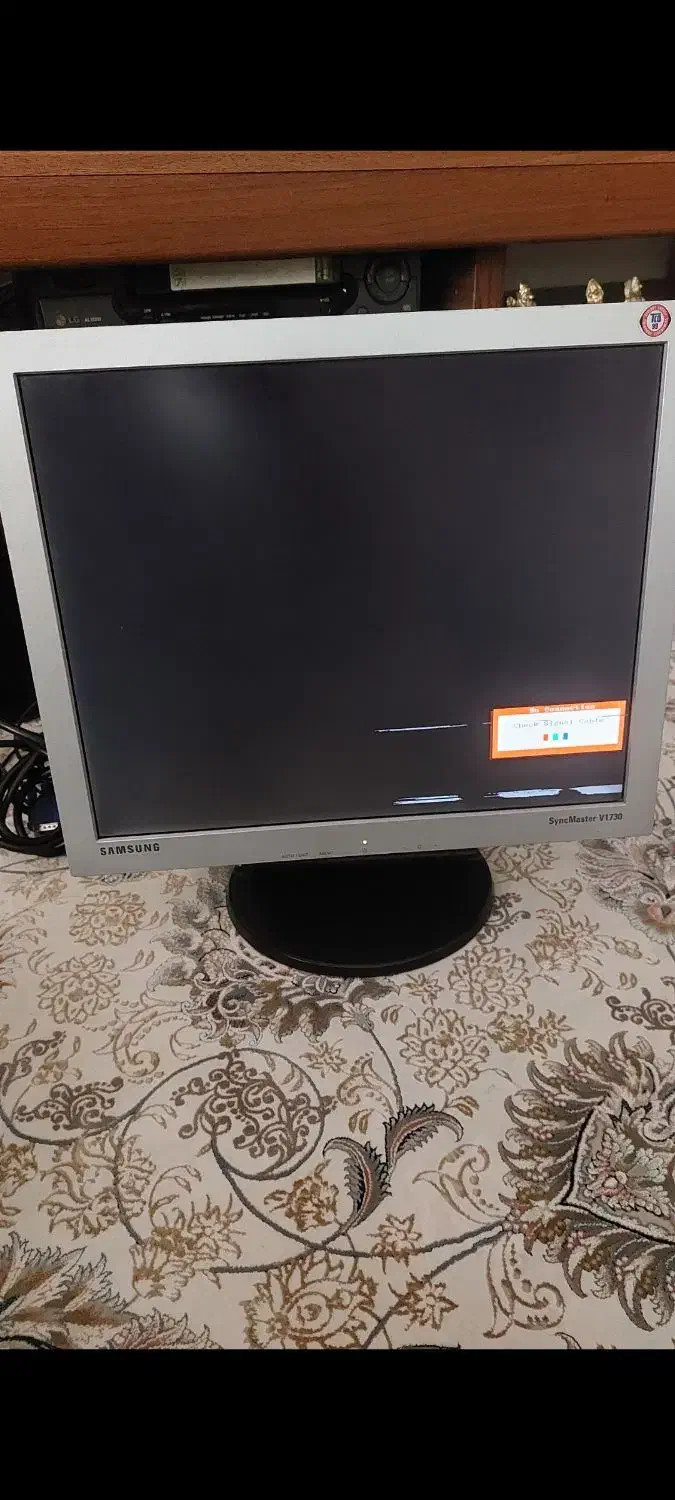 مانیتور ۱۷ اینچ سامسونگ|قطعات و لوازم جانبی رایانه|تهران, هفده شهریور|دیوار