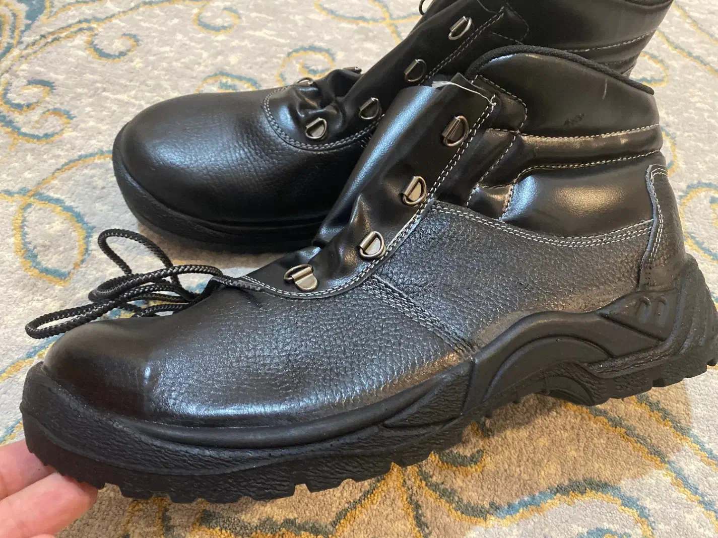 پوتین ایمنی|کیف، کفش، کمربند|آزادشهر, |دیوار