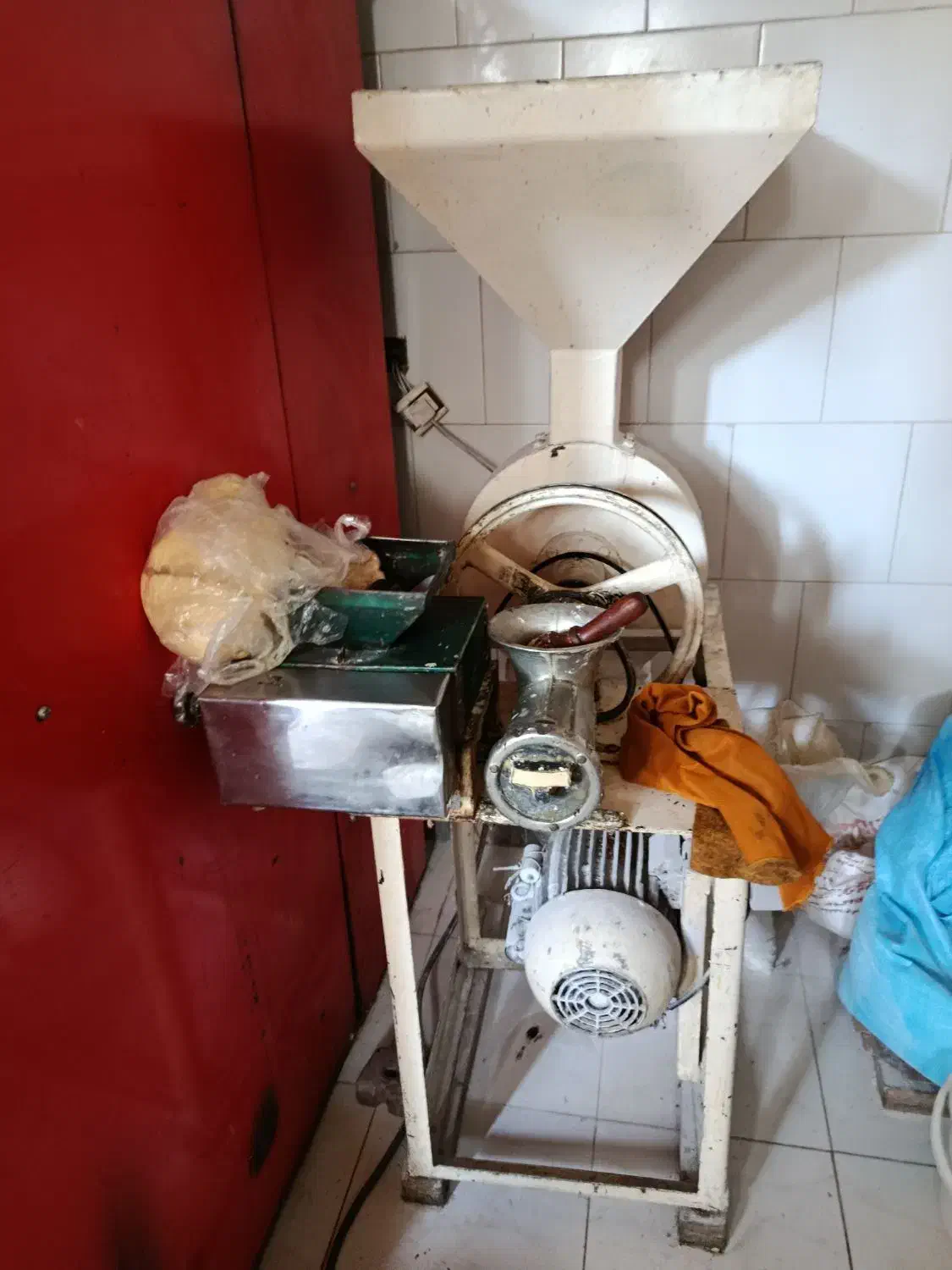 تمام لوازم قنادی فر میکسر صفرتاصد|کافیشاپ و رستوران|مرند, |دیوار