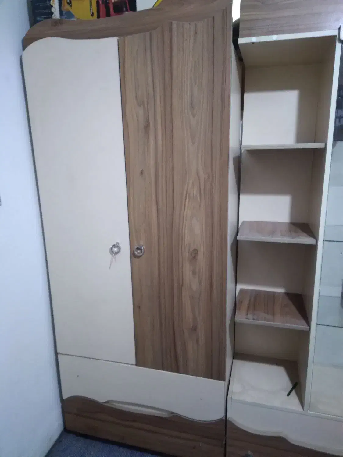 کمد|جاکفشی، کمد، دراور|مشهد, کوشش|دیوار