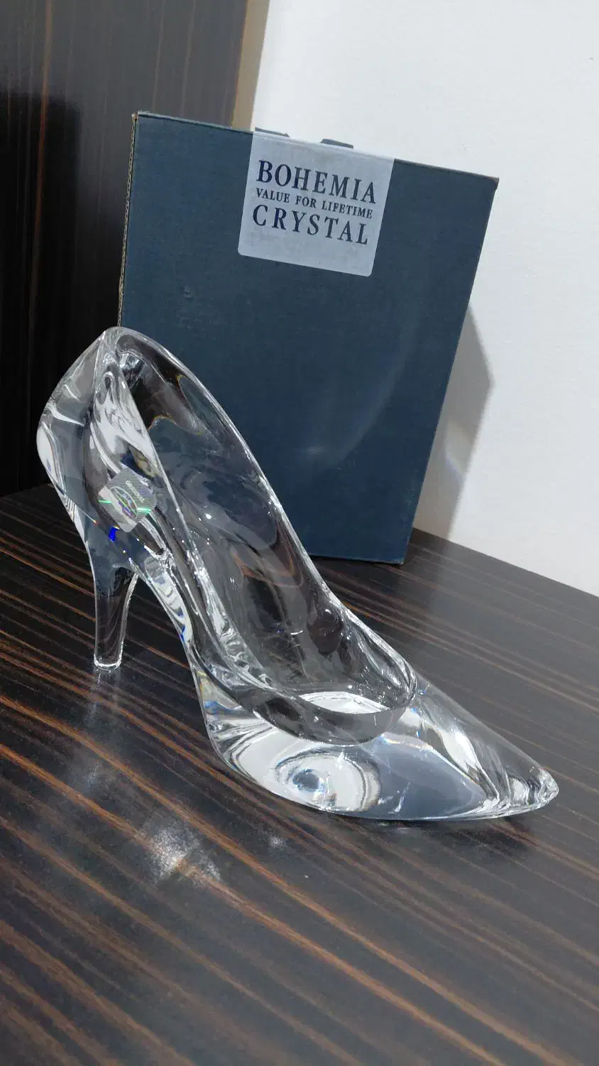 کفش دکوری کریستال بوهمیا|مجسمه، تندیس، ماکت|گرمدره, |دیوار