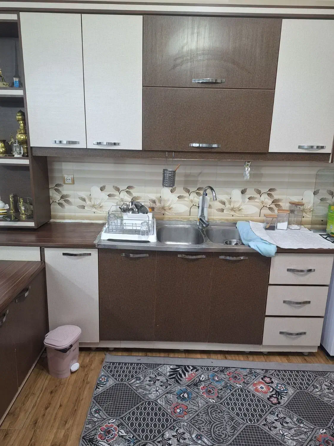 منزل مسکونی ویلایی نزدیک به مرکز شهر|فروش خانه و ویلا|بروجرد, |دیوار