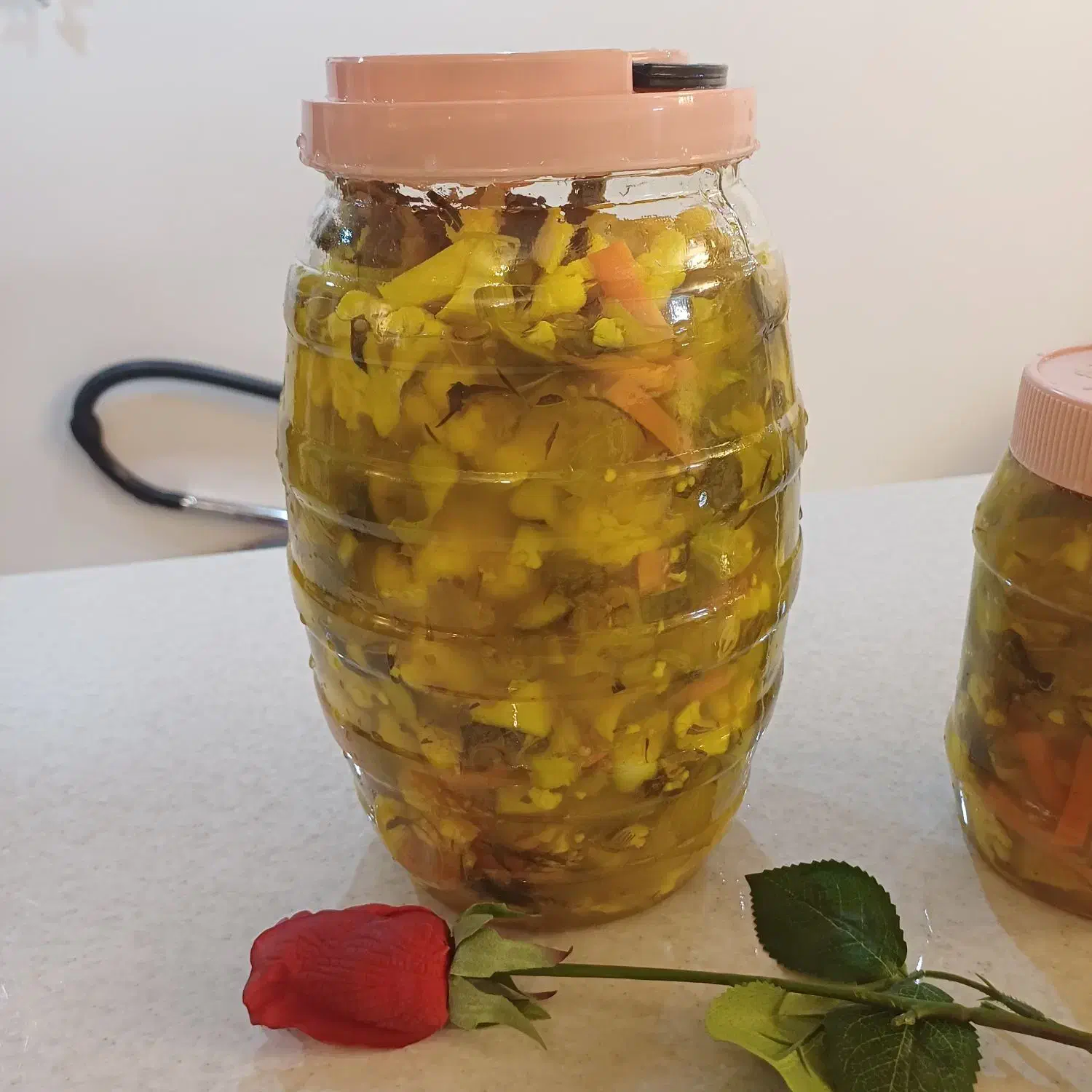ترشی مخلوط خوشمزه|خوردنی و آشامیدنی|قم, زنبیل آباد|دیوار