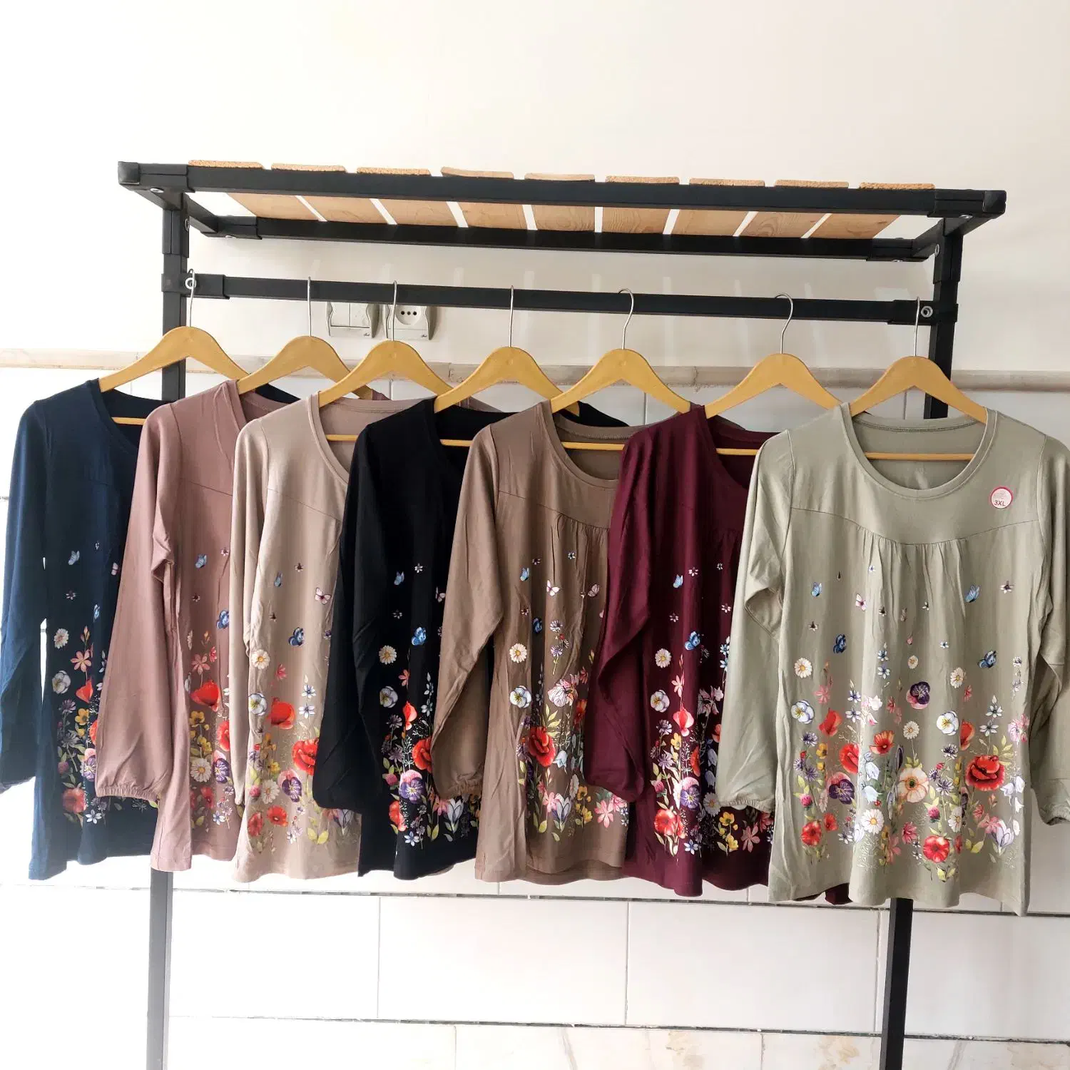 لباس روز مادر|لباس|قم, چهل درخت|دیوار