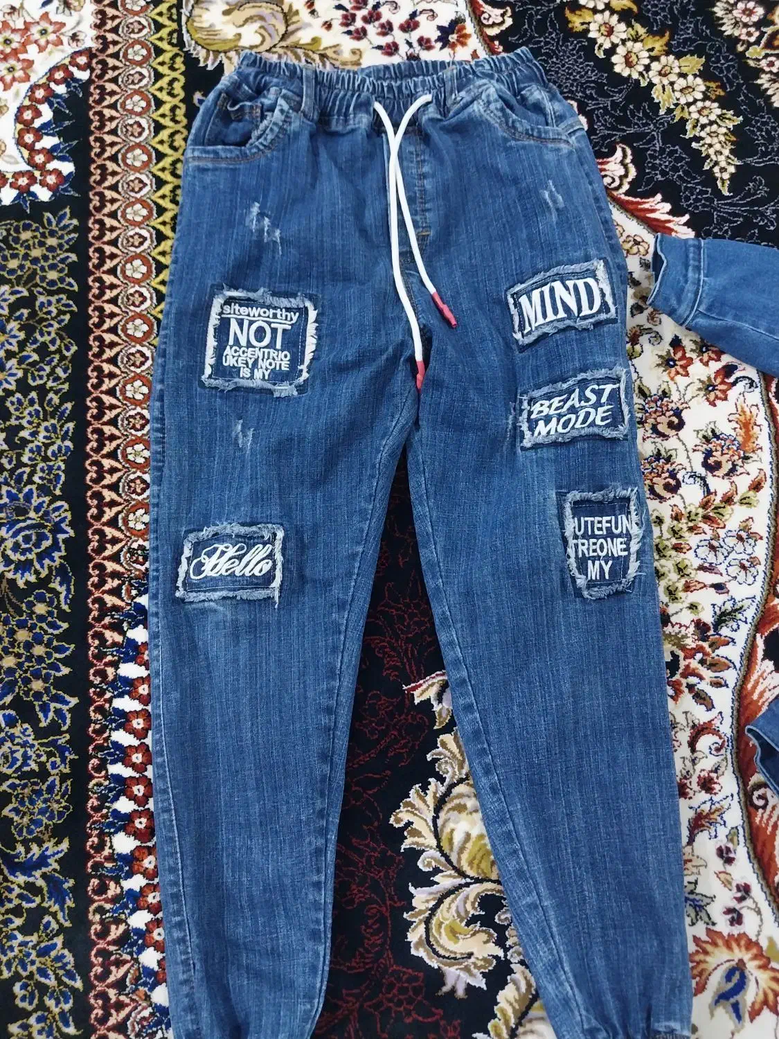 کیف مدرسه|کیف، کفش، کمربند|دورود, |دیوار