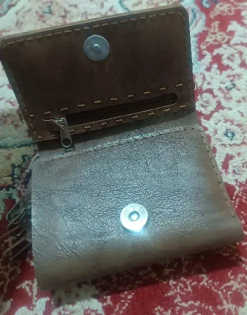 مدارک گم شده|اشیا|اسفراین, |دیوار