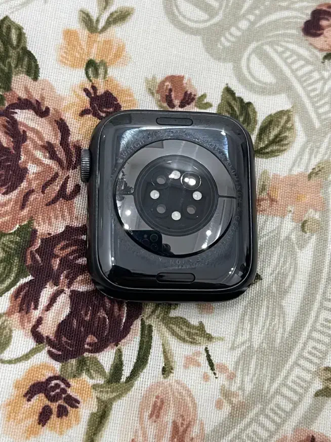 اپل واچ سری ۶ سایز ۴۴ میل مشکی باتری ۸۹|ساعت|یزد, |دیوار