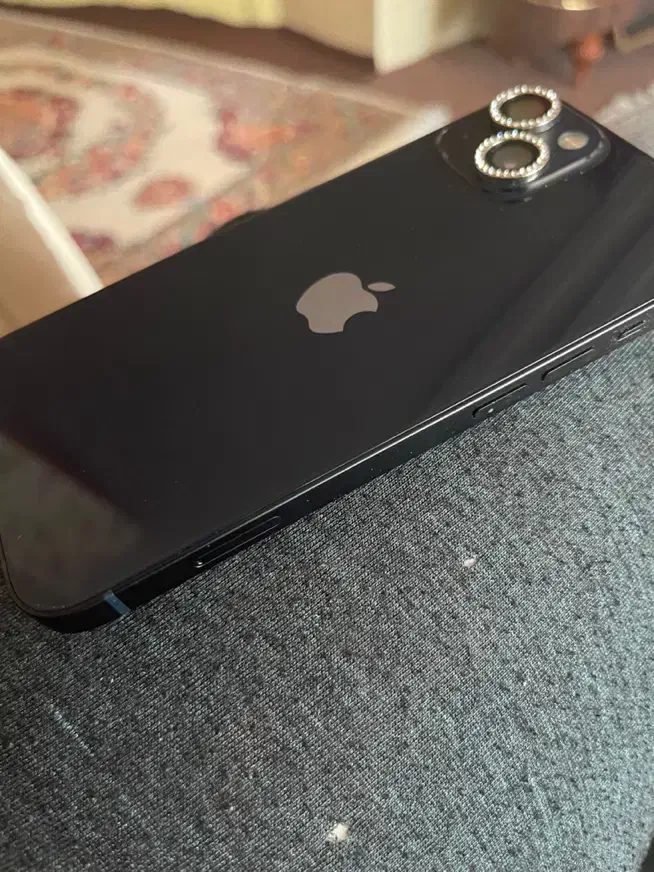 اپل iPhone 13 با حافظهٔ ۱۲۸ گیگابایت|موبایل|ساوه, |دیوار