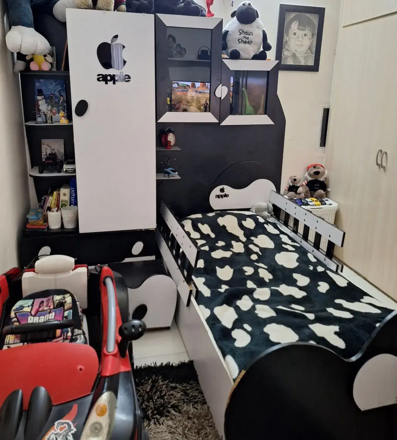 تخت و کمد|اسباب و اثاث بچه|مشهد, سرافرازان|دیوار