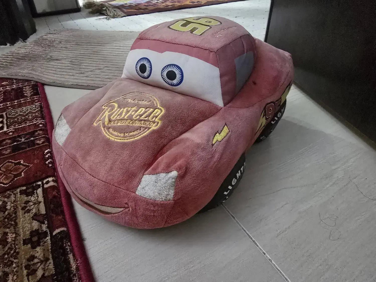 عروسک مک کویین|اسباب‌‌بازی|شاهین‌شهر, فردوسی|دیوار