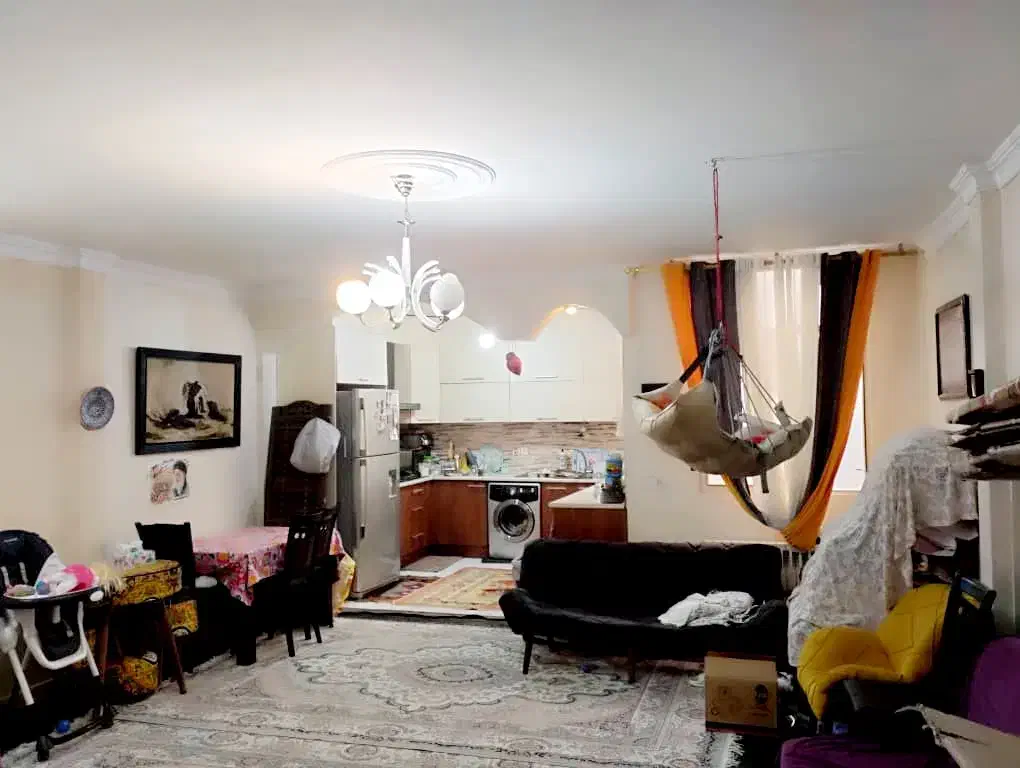 ۷۲ متر طبقه1/باپارکینگ/زوج وخانواده/پونک/سردارجنگل