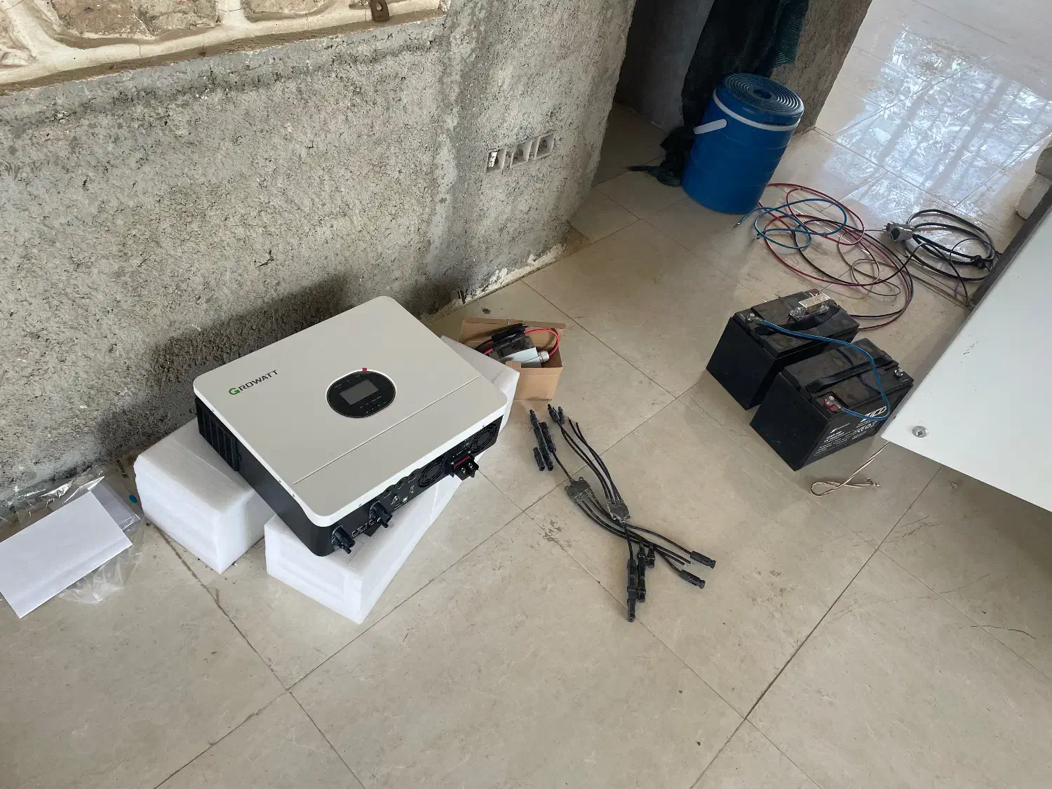 برق خورشیدی و برقکاری ساختمان خدمات کامل برقی|خدمات پیشه و مهارت|بندرعباس, |دیوار